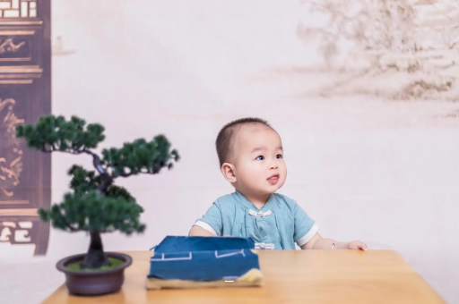 儋州宝宝几个月可以吃粥 儋州宝宝几个月可以吃粥